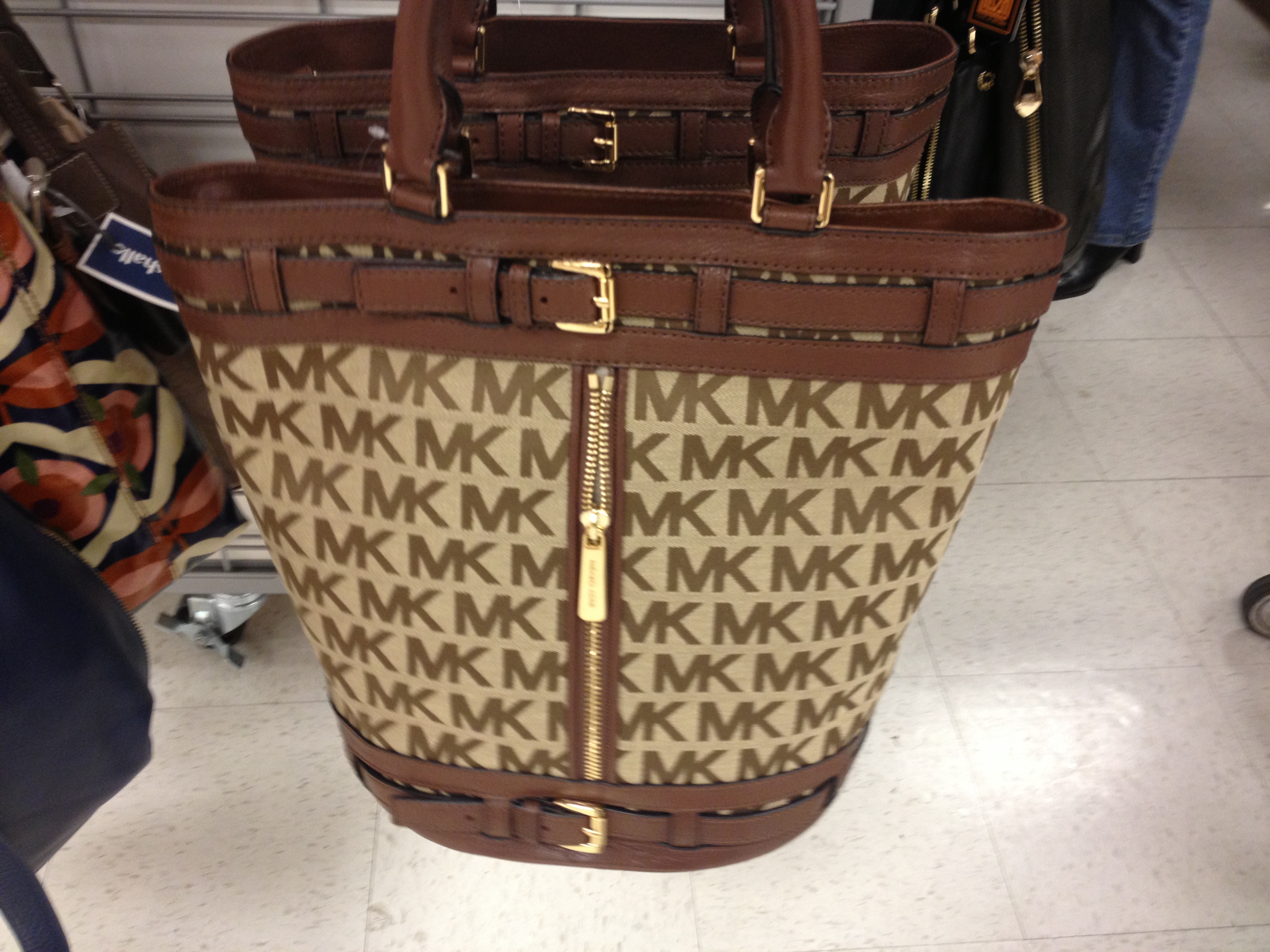 does marshalls sell authentic michael kors bags